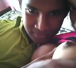 , Sri Lanki teen para Kissing tit