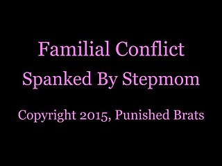 حیثیت Spanked طرف قدم ماں