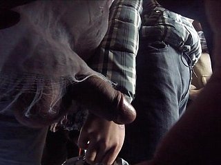 Trok pik op de bus