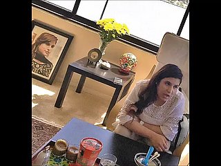Isteri desi paki ayesha menari telanjang untuk suaminya