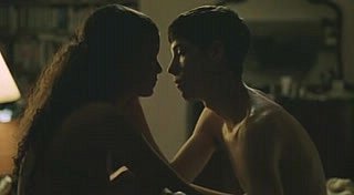 クロエ・セヴィニー - ヌードセックスアクション