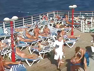 Windjammer Nü Cruse photograph