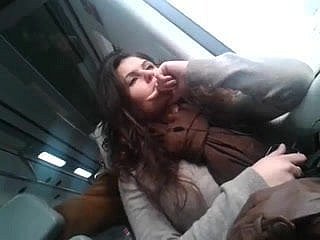 電車の角質の女の子