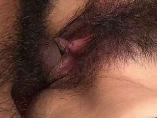 عورت کے بالوں کی cunt کے مردوں میں سے سب ایک جوڑے کے ساتھ کھیلنا چاہتا ہے